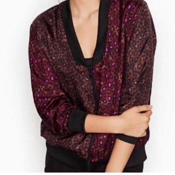Women's VICTORIA'S SECRET Reversible Zip Up Leopard Print Black Jacket-‎ Size M - Picture 1 of 14